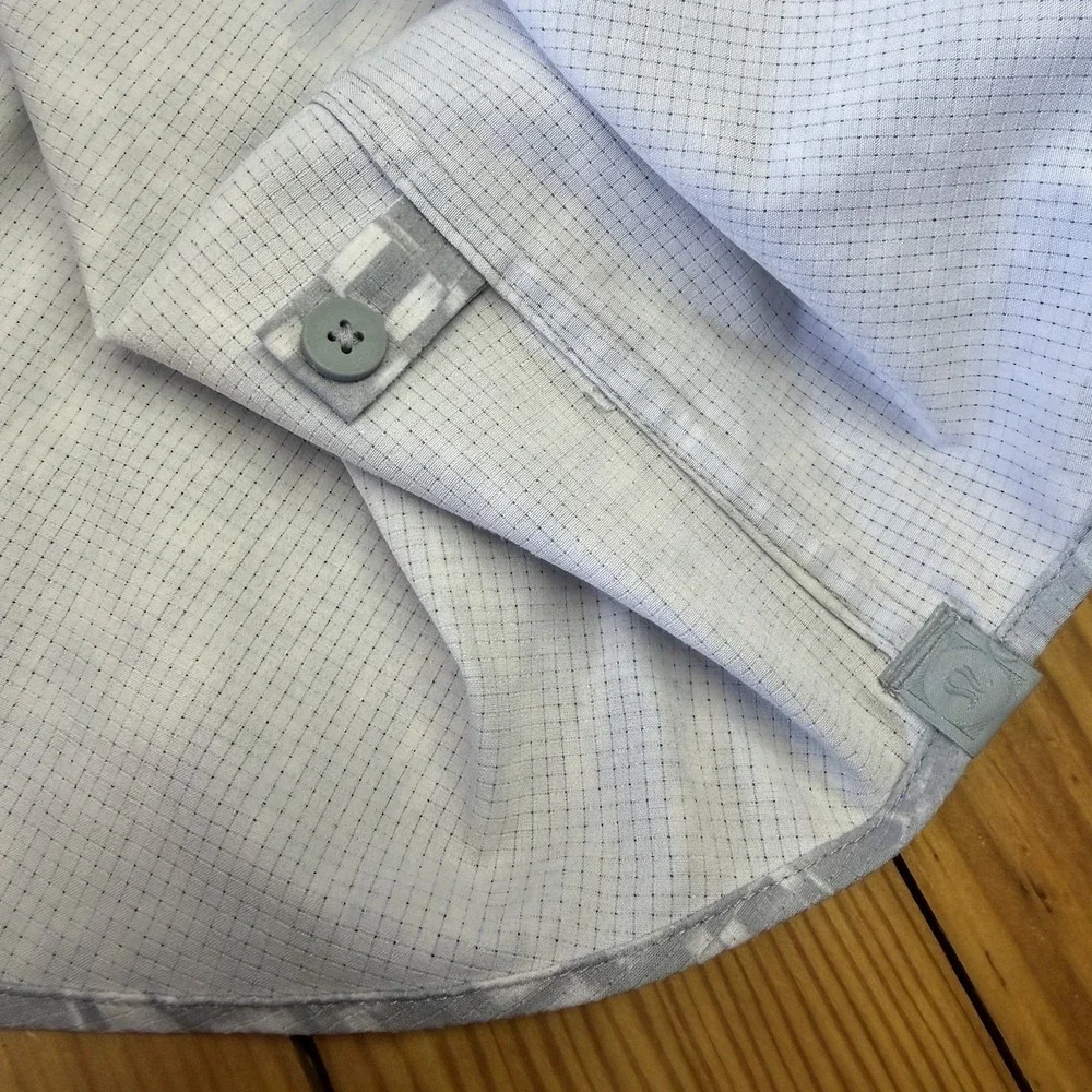 Lululemon Airing Easy Camp Collar Shirt Men's Large Short Sleeve Button Up Gray - Picture 7 of 8